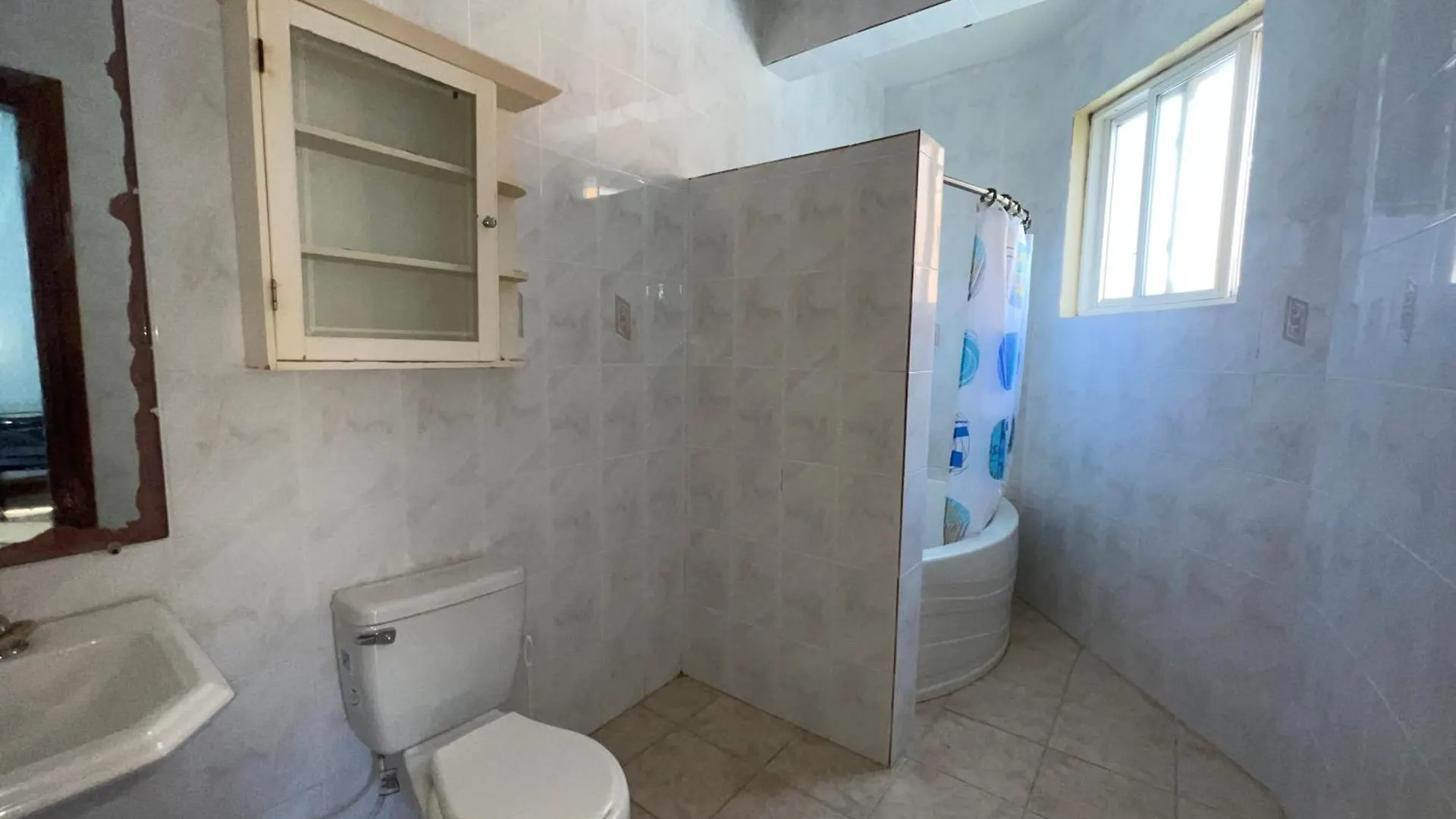 מונטגו ביי Skyline Suites Villa And Spa